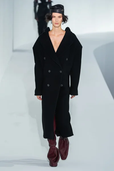 Look 22